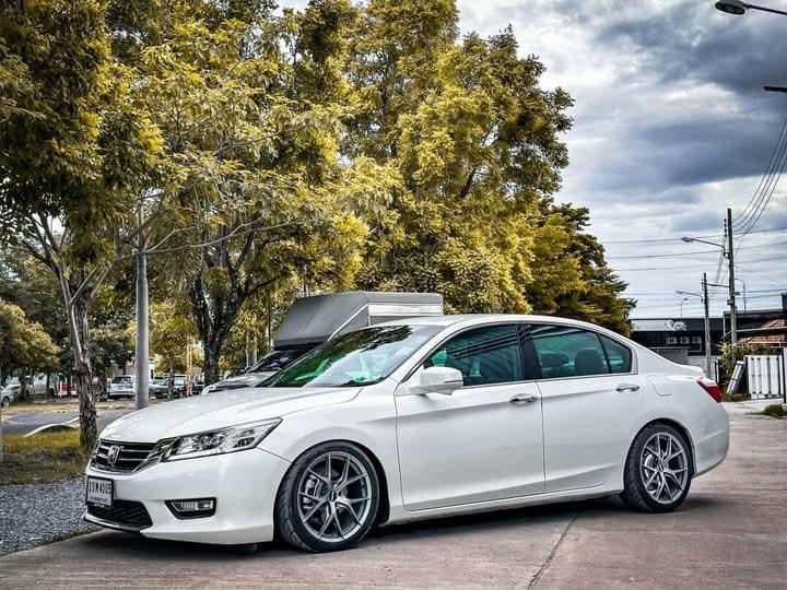 Honda Accord G9 2