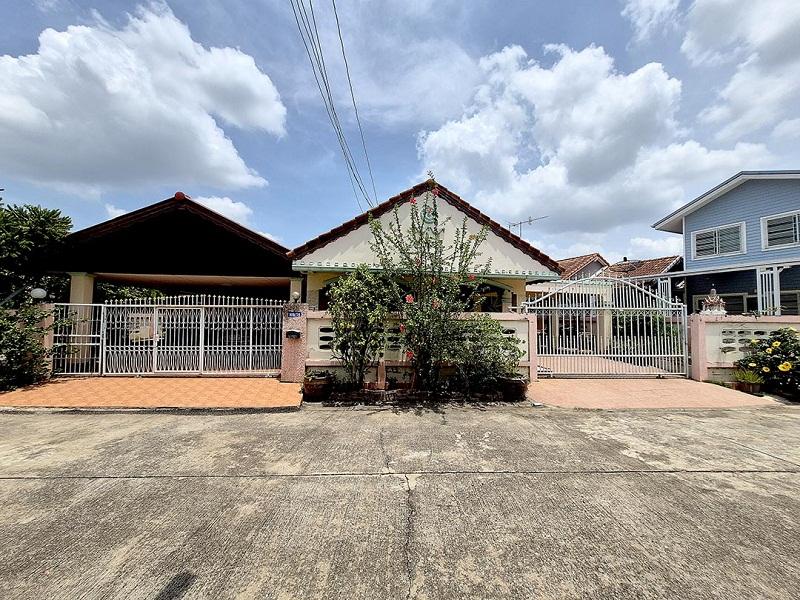 ชลลดา บางบัวทอง บ้านเดี่ยว ชั้นเดียว หลังมุม ถนนบางกรวย-ไทรน้อย รายละเอียด : 1