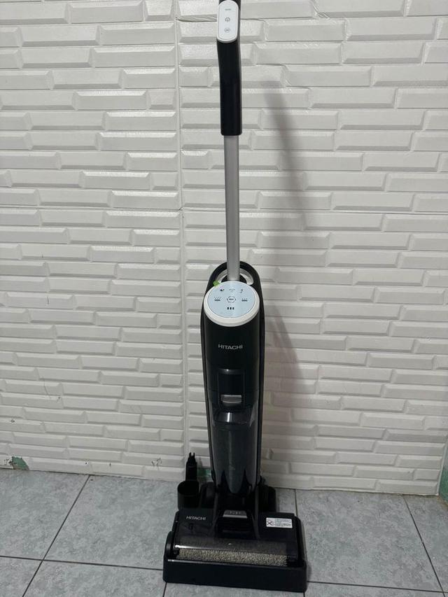 เครื่องดูดฝุ่น HITACHI 3