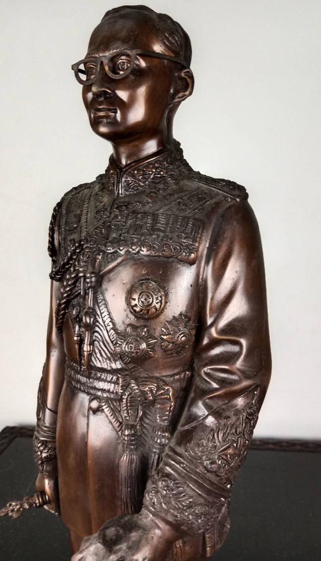 328.พระบรมรูปหล่อในหลวงรัชกาลที่9 พระบาทสมเด็จพระปรมินทรมหาภูมิพลอดุลยเดช(รมดำ) รูปที่ 10