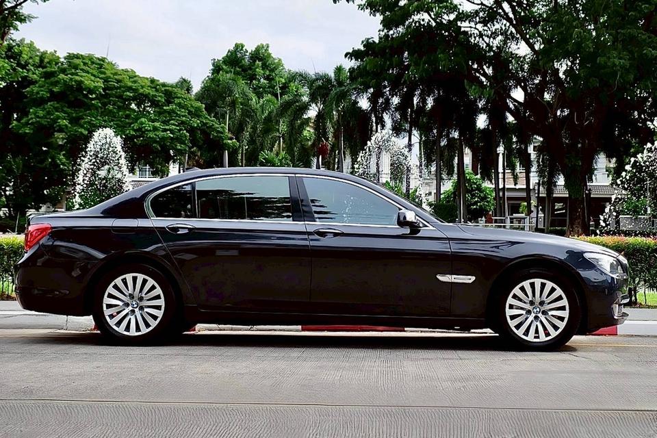 รหัสรถ PR5453 Bmw (F02) 730li Long Wheelbase ปี 2011