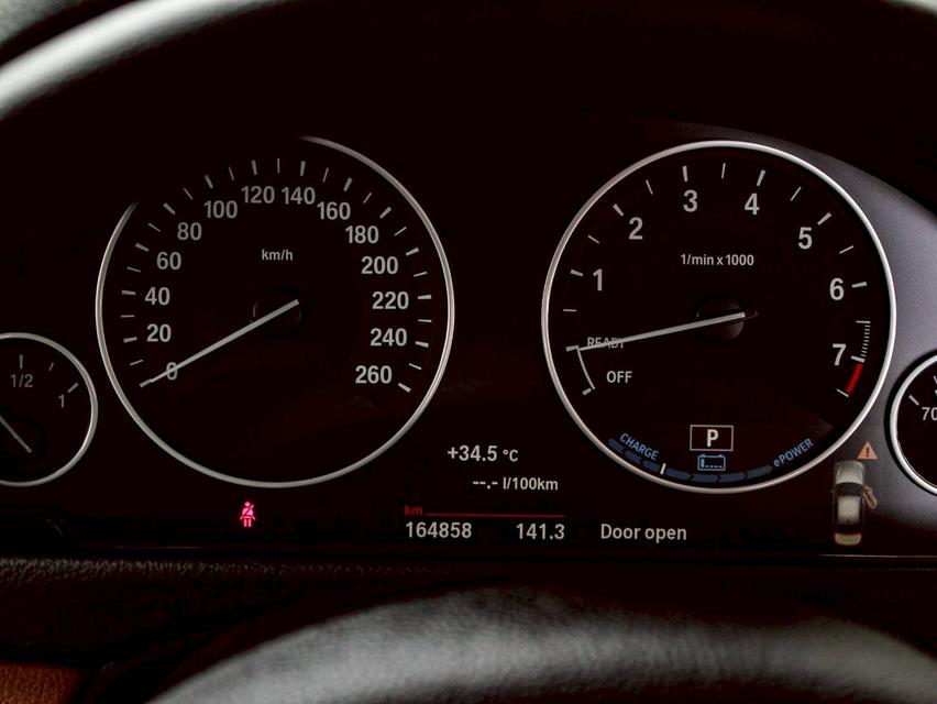 BMW SERIES3 330e LUXURY (LCI) F30 รูปที่ 11