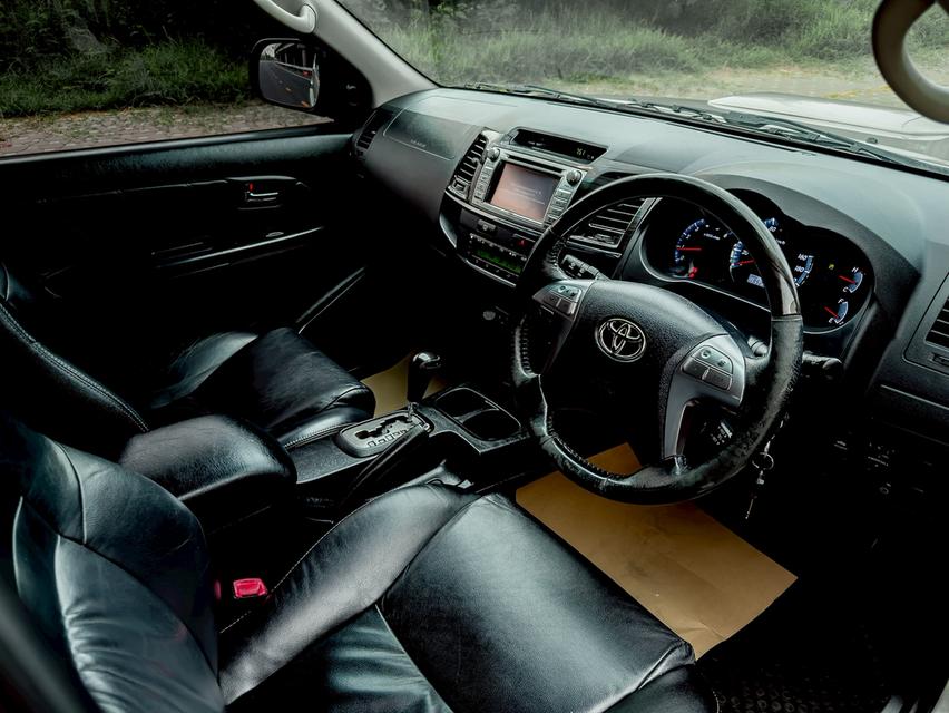ฟรีดาวน์ FORTUNER 3.0 ขับ4 ปี2014 รูปที่ 12