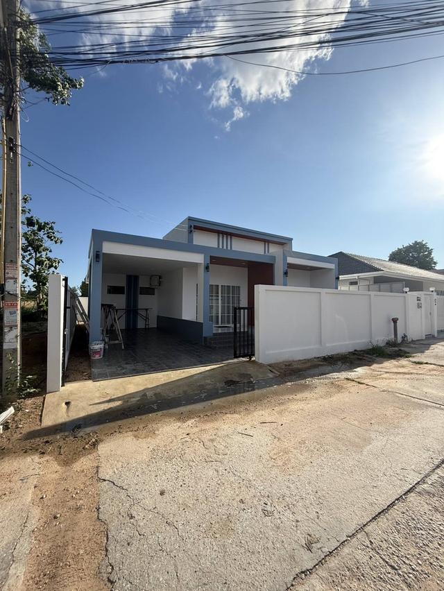 Selling House Nearly Mapprachan Lake 1