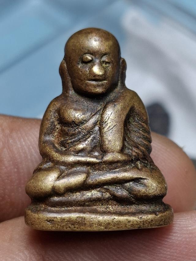 รูปหล่อพิมพ์นิยม หลวงพ่อเงินวัดบางคลาน