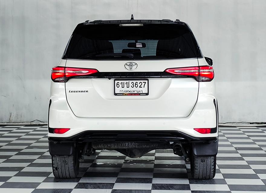 TOYOTA LEGENDER 2.4 V.2WD. ปี 2021 Mile 63,756 km. (1,150,000)  5