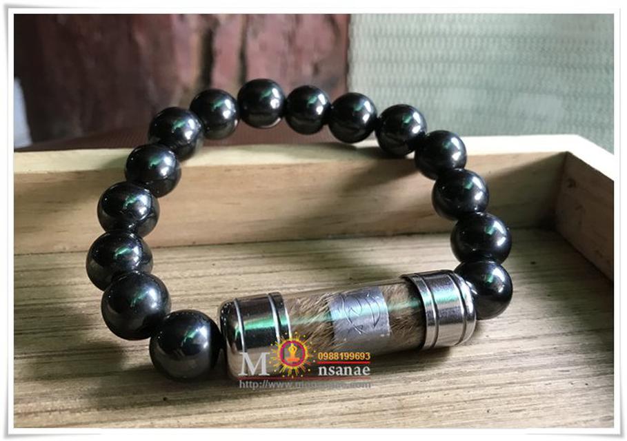 ตะกรุดหนังเสือไฟ + สร้อยหิน เฮมาไทต์ (Hematite)