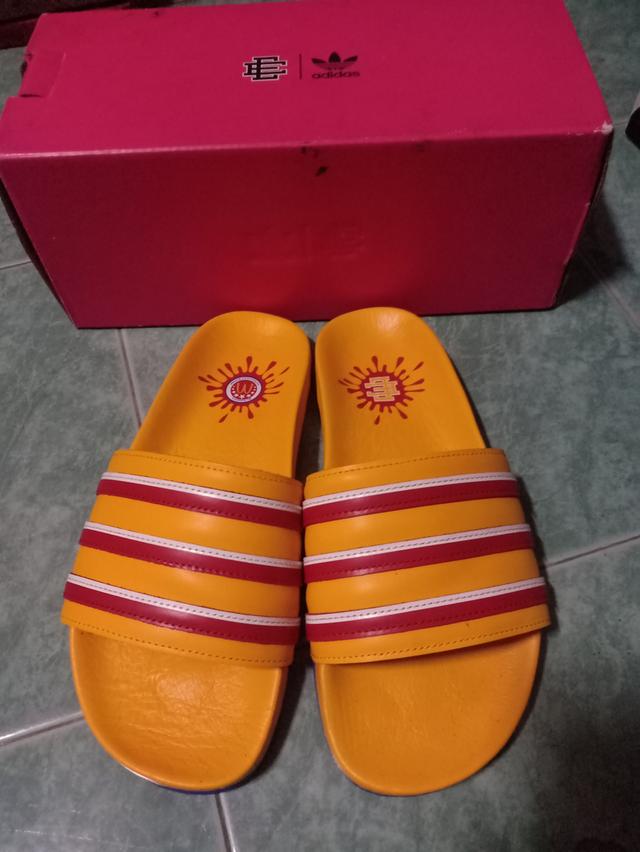 รองเท้าแตะADIDASขนาดUK6