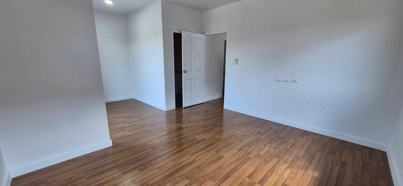 บ้านมือสองนนทบุรี นครปฐม ศาลา 8