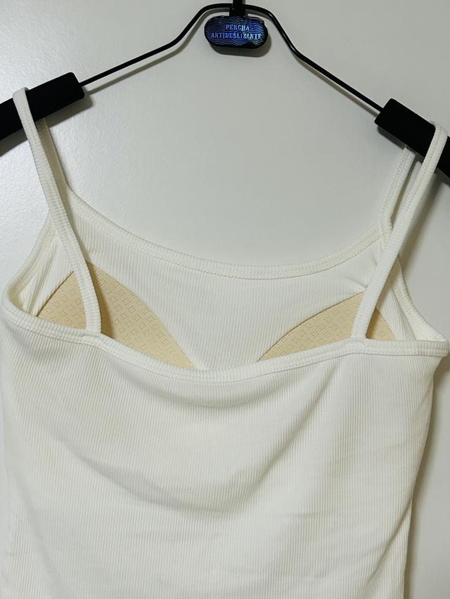 เสื้อสายเดี่ยว มีฟองน้ำในตัว S,M,L ใส่ได้