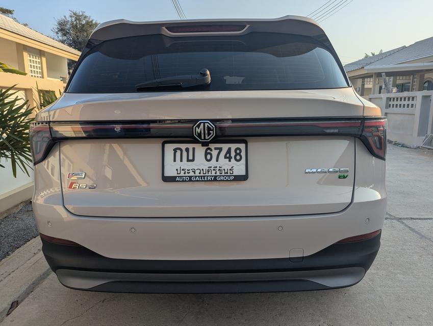 MG S 5,10/2025, 64 kWh lifetime battery warranty,premium insurance,new MG wallbox,9,5 Tkm, fully equipped,19-inch wheels,original price 1 Million Baht รูปที่ 4