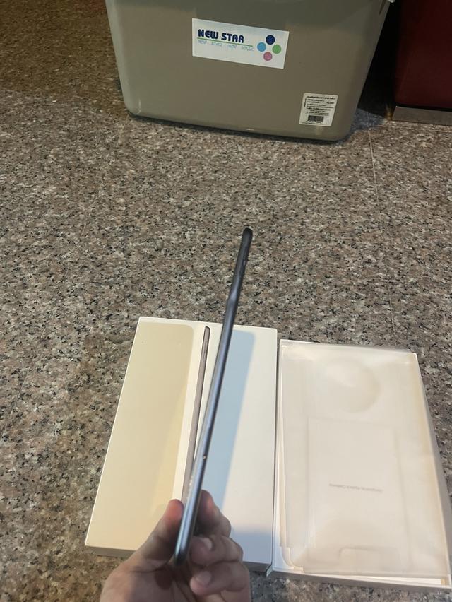 ขายiPadMini5สีดำ256กิ๊กWifi Celluer ใส่ซิมได้ตัวTopสุดมีกล่องอีมี่ตรงใช้งานดีถูกๆ 6