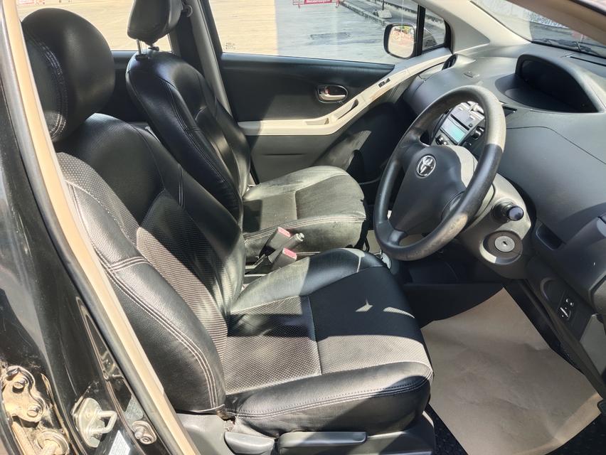 Toyota Yaris es auto 2009 4