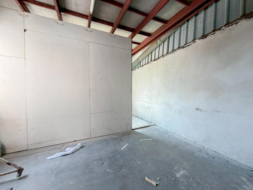 ขายตึกแถว ติด ถ.อ่อนนุช 2 คูหา พร้อมผู้เช่า 39 ตรว 3.5 ชั้น 5