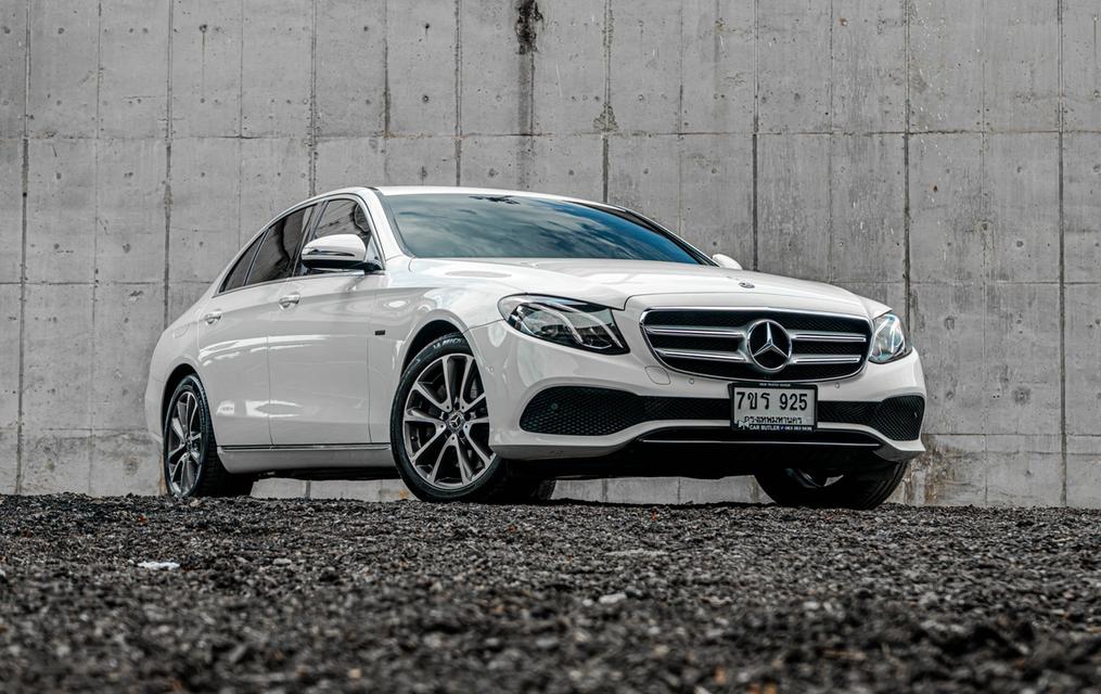 (แจ้งรหัสรถ CBL925) Mercedes-Benz E350e Avantgarde W213 2.0 AT 2019 รูปย่อยที่ 4