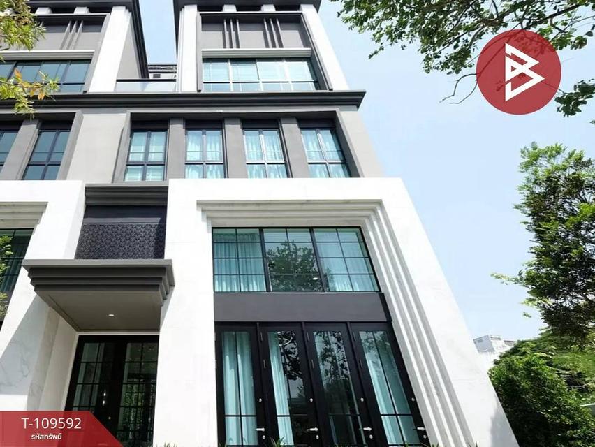 ขายทาวน์เฮ้าส์ 4 ชั้น ( ร่วมชั้นใต้ดิน )  โครงการ วัน แอททีเลียร์ ไพรเวท เรสซิเดนซ์ พหลโยธิน (ซอยพหลโยธิน 34) แขวงเสนานิคม  เขตจตุจักร กรุงเทพฯ 2