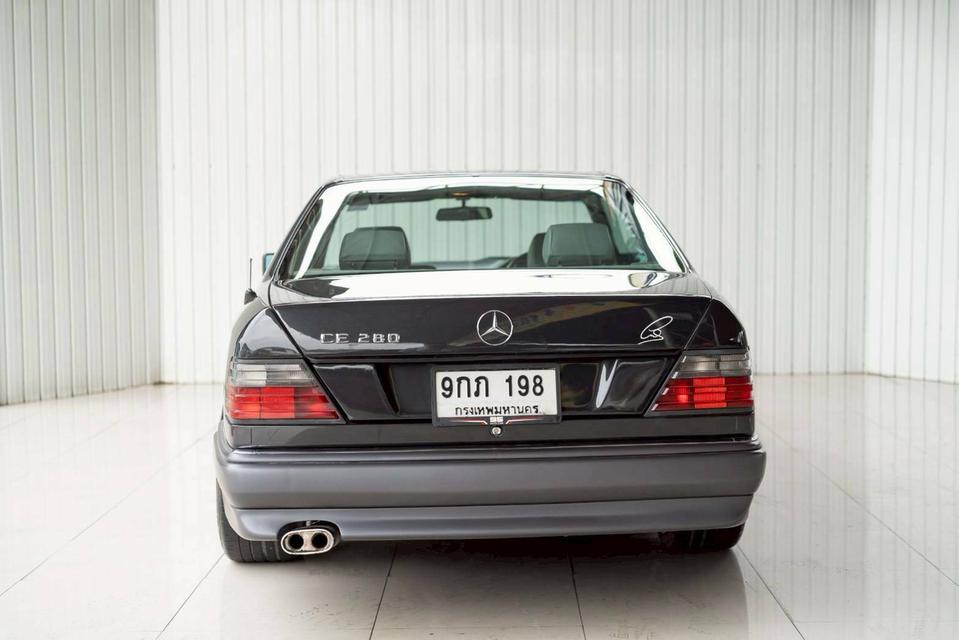 Mercedes-Benz CE280 W124 1993 (Classic Coupé) 7
