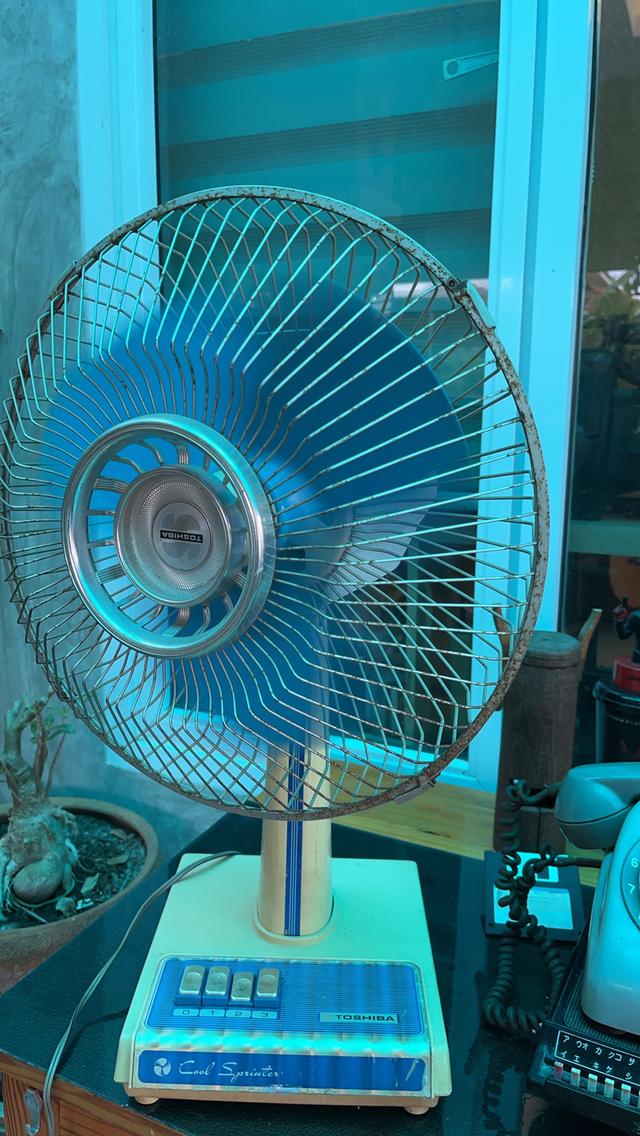 พัดลมโบราณ ยี่ห้อโตชิบ้า