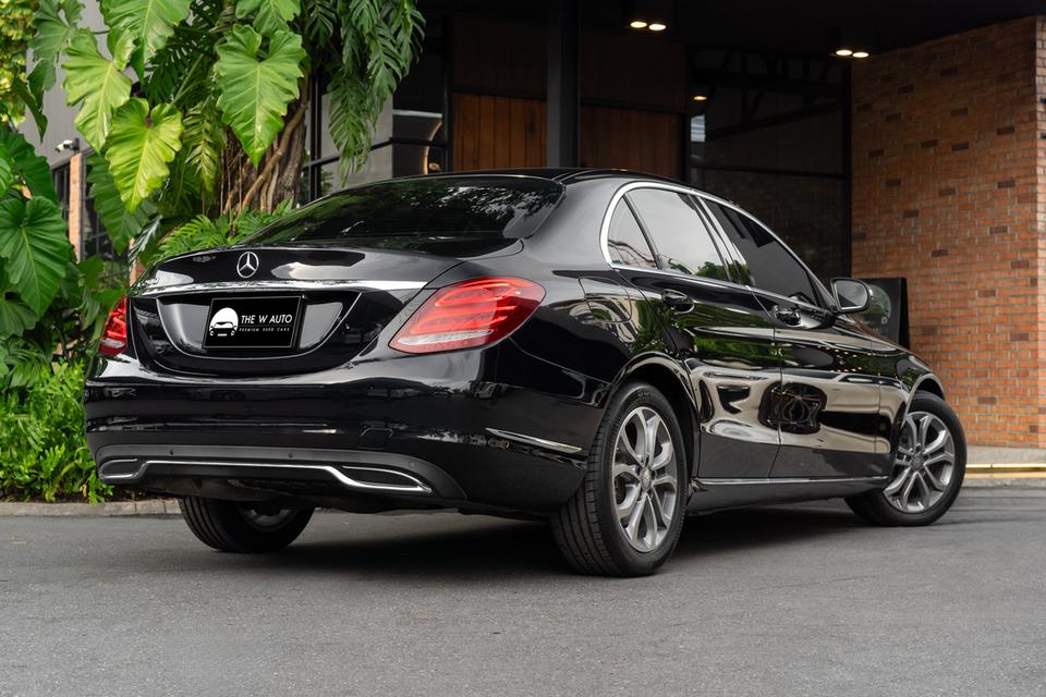 “Mercedes-Benz C200 Avantgarde” ปี 2015 รูปที่ 3