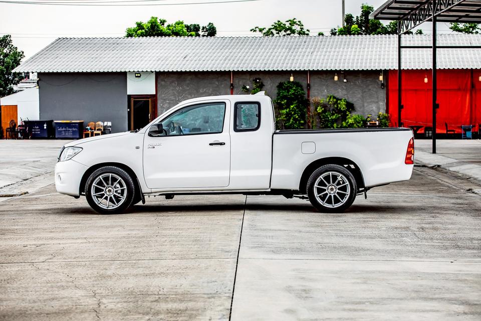 Toyota Vigo Cab 2.5J ดีเซล เกียร์ธรรมดา ปี 2010 สีขาว  9