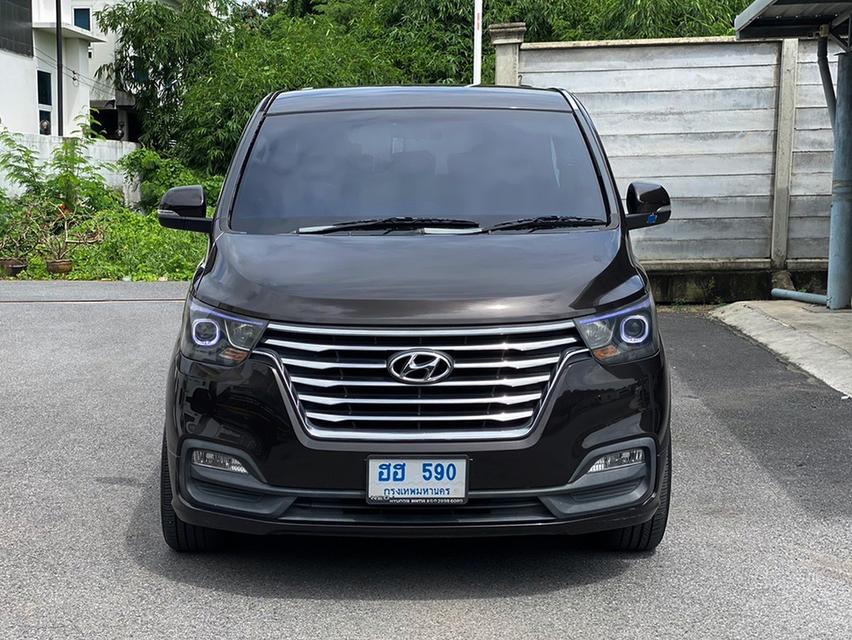 ขาย Hyundai H1 2.5Elite ปี18 2
