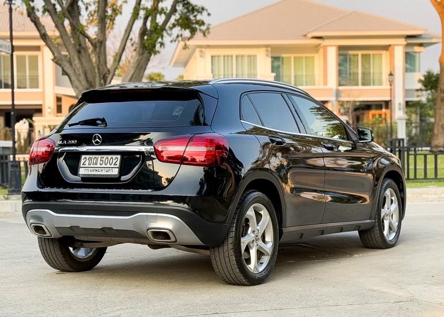 รหัส AVA5002 ✨Mercedes Benz GLA200 Urban ปี 2018 W156 Facelift 5