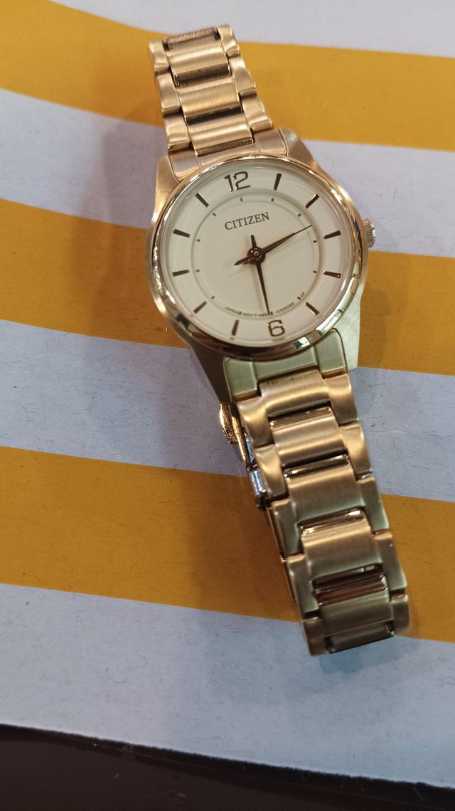 นาฬิกา citizen เรือนและสายสแตนเลสสีทอง