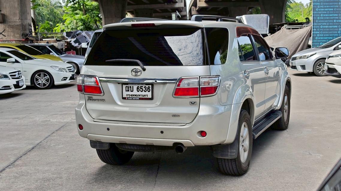 Toyota Fortuner 3.0 V 2WD AT ปี 2009 5