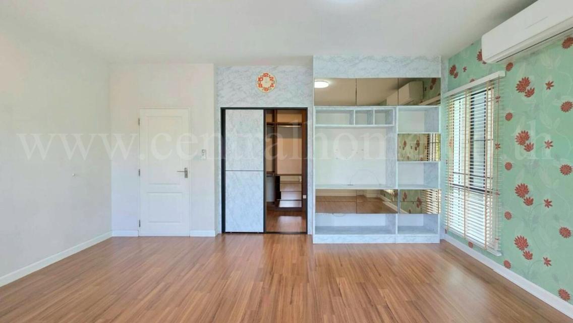 บ้านเดี่ยว มัณฑนา เลค วัชรพล - รามอินทรา หลังมุม 14