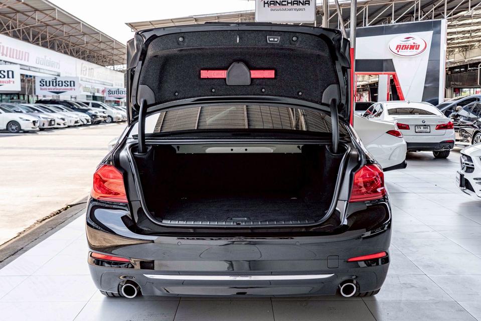 รหัสรถ NP1738 รุ่นรถ : BMW 530e Luxury 2.0ปีรถ : 2019 รูปที่ 10