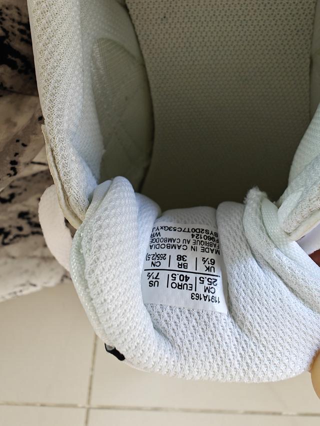 รองเท้า ASICS สภาพ99%