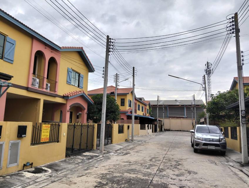 ขายบ้าน 2 ชั้น หมู่บ้านพาลาซเซตโต้ วังน้อย 3