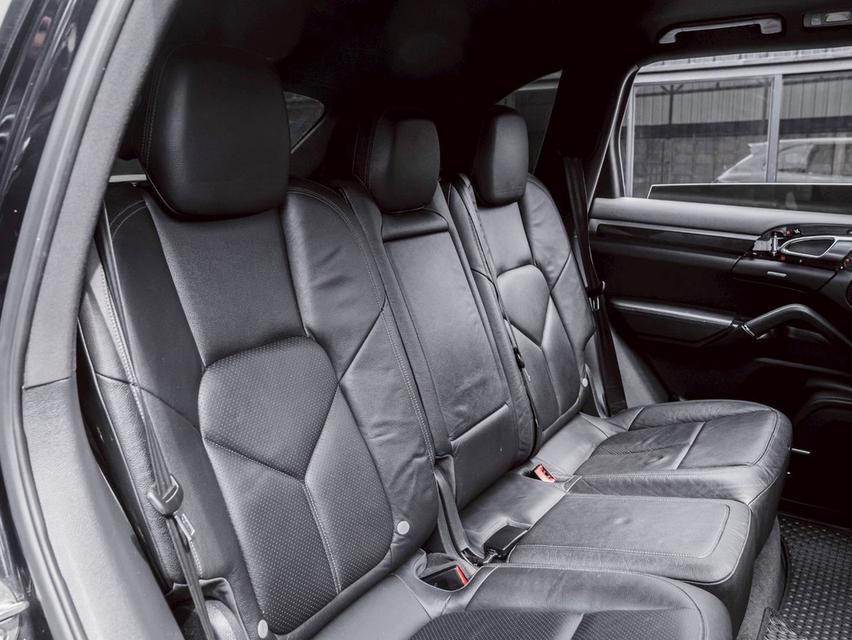รหัสรถ 67GG5891 Porsche Cayenne Diesel ปี 2011แต่งโฉมปี 2024 9