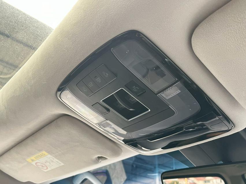 รถเข้าใหม่! Hyundai Staria 2.2 Premium ปี 2022 18