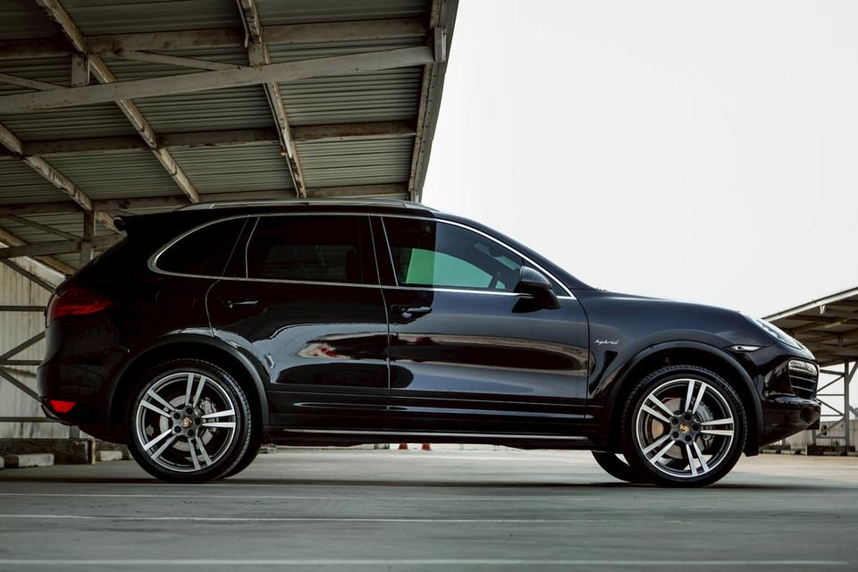 รหัสรถ CBL5640 PORSCHE CAYENNE 3.0 S Hybrid 4WD AT 2013 รูปที่ 19