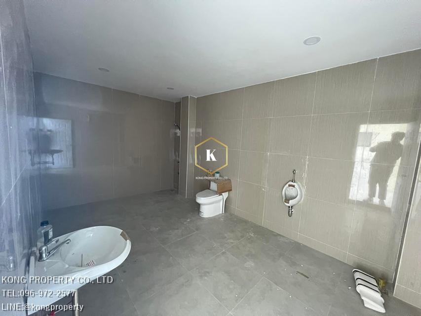 ให้เช่าโกดัง บางพลี สมุทรปราการ  พร้อมออฟฟิศ 960 ตร.ม. 9