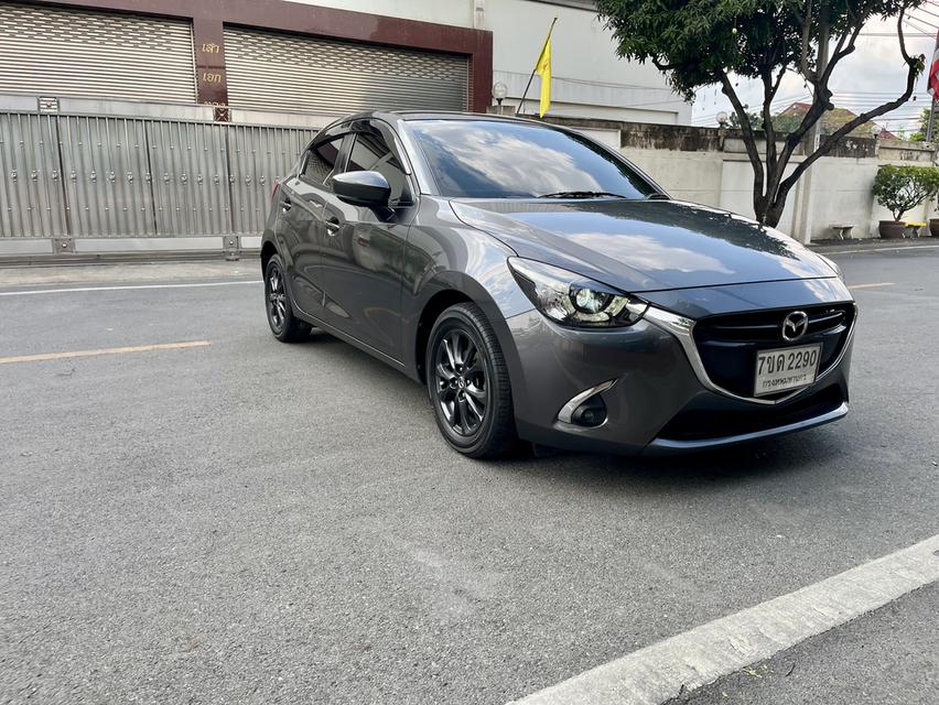 🚙 MAZDA 2 1.3 SKYACTIV Sport Hight Plus ปี 2019 ตัว TOP Full option รถบุคคลแท้มือเดียวจากป้ายแดง บุ๊ค เซอร์วิสกุญแจสำรอง เซอร์วิสกุญแจสำรองอยู่ครบอ
