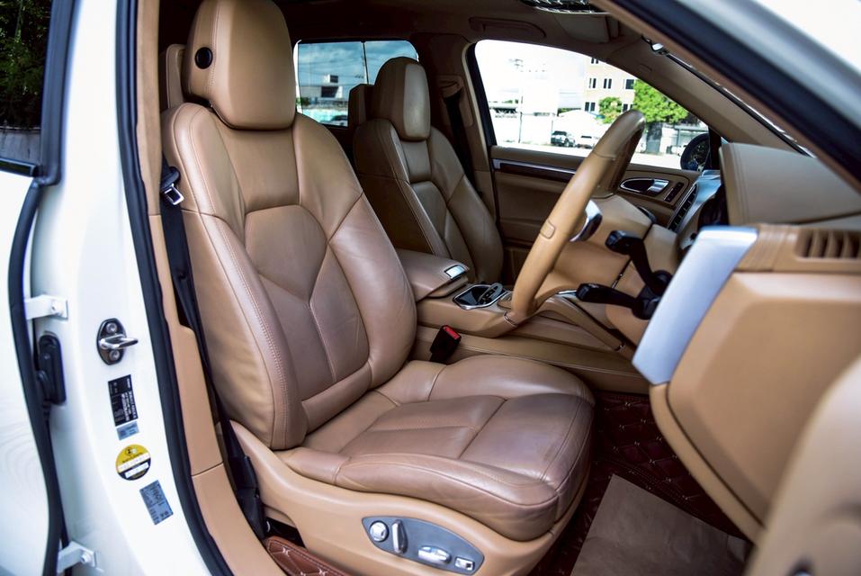รหัสรถ CBL5367 Porsche CAYENNE 3.0 D 4WD AT 2012 9