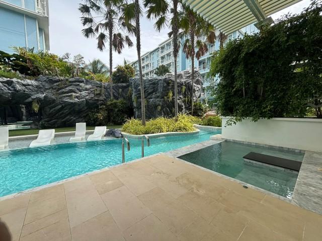 คอนโดสไตล์รีสอร์ตติดทะเลนาจอมเทียน ห้อง Pool Access ชั้น 1 5
