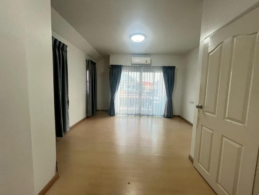 หมู่บ้านฟลอร่าวิลล์ รังสิต-ปทุมธานี ซอยวัดเปรมประชากร ต.บางพูน อ.เมืองปทุมธานี จ.ปทุมธานี 17