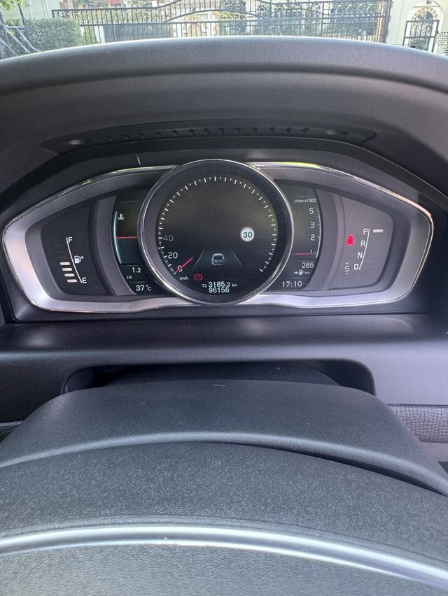 Volvo XC60 Momentum 2014 D4 (ปี 09-15) (ดีเซล) รูปที่ 6