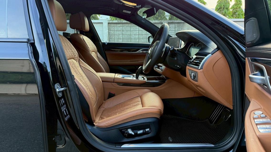 รหัสรถ PBG9999 BMW 730Ld M Sport ปี 2019 5