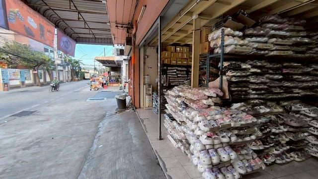 อาคารพาณิช 4 ชั้น จำนวน 3 คูหาติดกัน ซอยกำนันแม้น 13 แยก 31 แขวงบางบอน เขตบางขุนเทียน กรุงเทพฯ 4