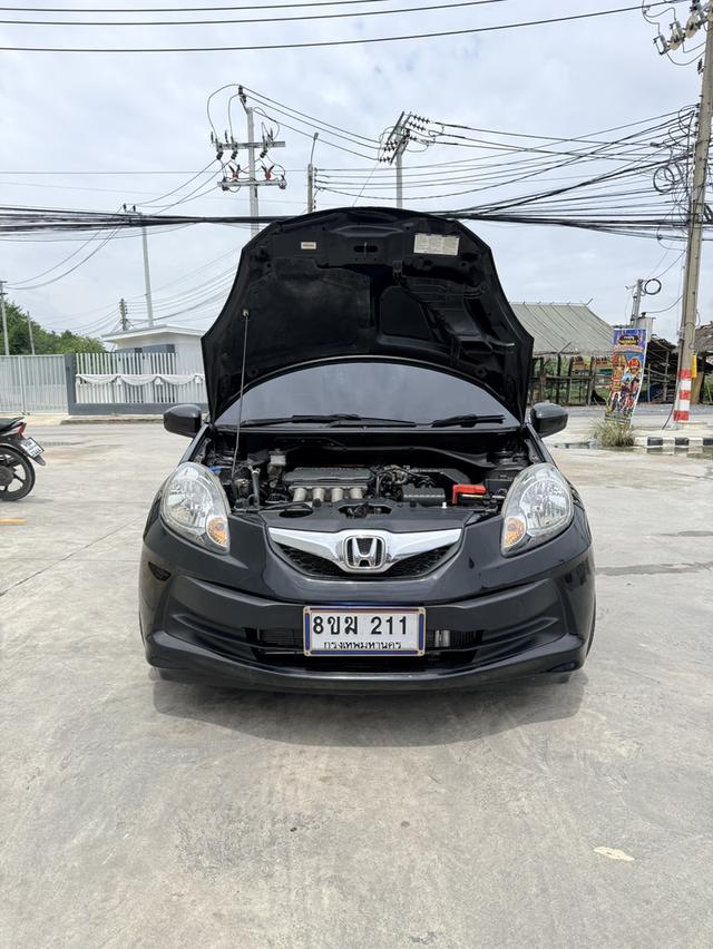 HONDA BRIO 1.2 V AIRBAG ABS AUTO ปี 2012เครื่องดี เกียร์ดี ช่วงล่างดี สีเต็มสวย ภายในสวยเบาะผ้า เบาะหลังพับได้ แอร์เย็ รูปที่ 20