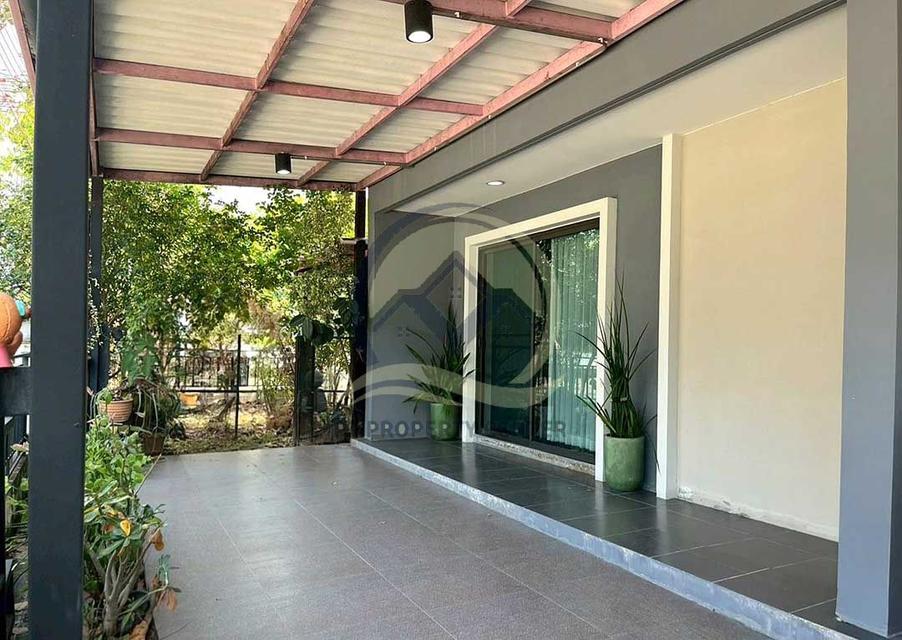 โครงการเพฟ ปิ่นเกล้า-ศาลายา ซอยอัจฉริยะพัฒนา กาญจนภิเษก บ้านเดี่ยวหรู 2 ชั้น สไตล์ Modern lconic หลังมุม เสนอขายในราคาพิเศษ  พร้อมบริการจัดสินเชื่อ 2