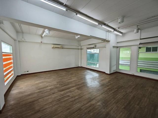 ให้เช่า โฮมออฟฟิศ สำนักงาน ซอยอ่อนนุช 66 ซอยศรีนครินทร์ 45 หน้าปากซอยมี MTR สายสีเหลืองสถานีศรีนครินทร์ 5