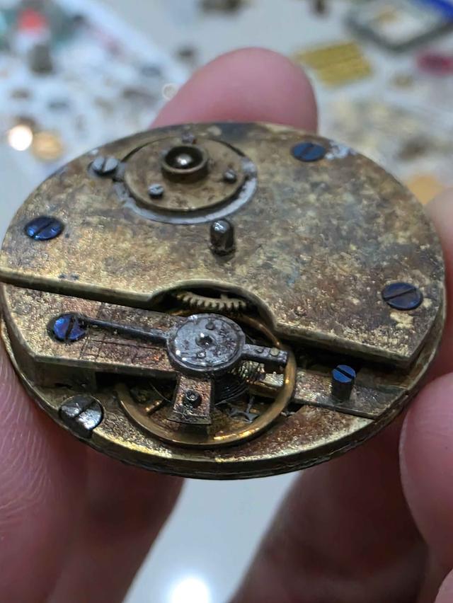 A.อะไหล่ เครื่องนาฬิกา 2 เข็มครึ่ง WATCH PARTS หน้ากระเบื้อง ของเก่าเก็บ สวยหายาก รุ่นเก่า ขายตามสภาพ พร้อมส่ง รูปย่อยที่ 3
