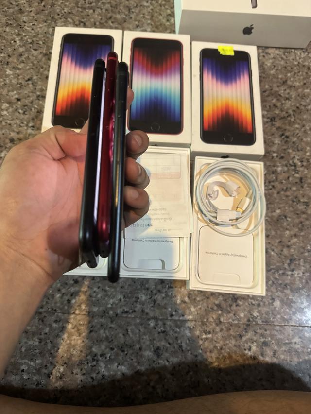 ขายๆๆๆถูกๆๆไอโฟนSE3สีMinightและสีหายากRed Product 128กิ๊กยกกล่องอีมี่ตรงมีใบเสร็จสูนTrueเครื่องใช้งานดีทุกๆฟังชั่นรีสโตได้ตลอดไม่มีติดไอคราว Model TH/ รูปที่ 6