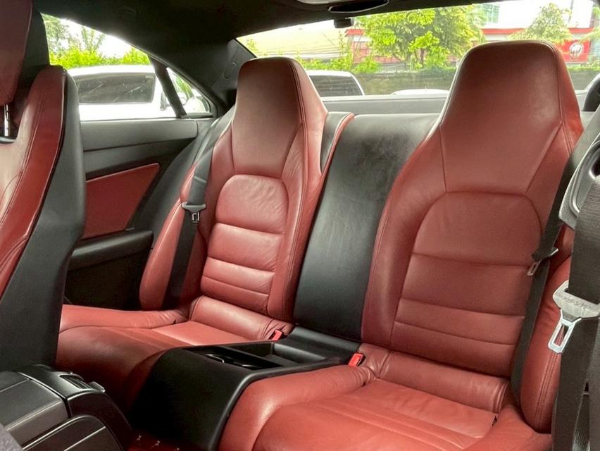 รหัสรถ WMT5994 BENZ E200 CGI COUPE ปี 2015  9