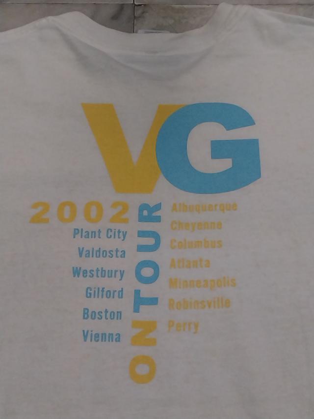 เสื้อยืดแขนสั้น แนวนักร้อง นักแต่งเพลงชาวอเมริกัน Vince Gill Tour 2002 แท้ มือสอง สภาพดี ของพร้อมส่งครับ รูปที่ 7